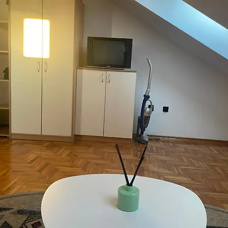 Blanco Apartment